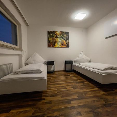 Budget Studio - 2 Einzelbetten - Parkplatz Dornbirn Buitenkant foto